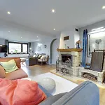 Gosciniec Skorusa By Interhome *