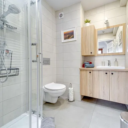 Gosciniec Skorusa By Interhome 木屋 *