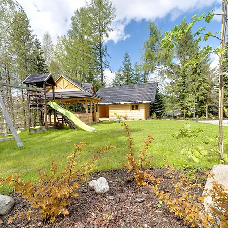 Gosciniec Skorusa By Interhome 木屋 *