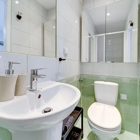 Gosciniec Skorusa By Interhome 考斯赛力克