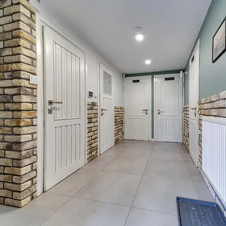 Gosciniec Skorusa By Interhome 木屋